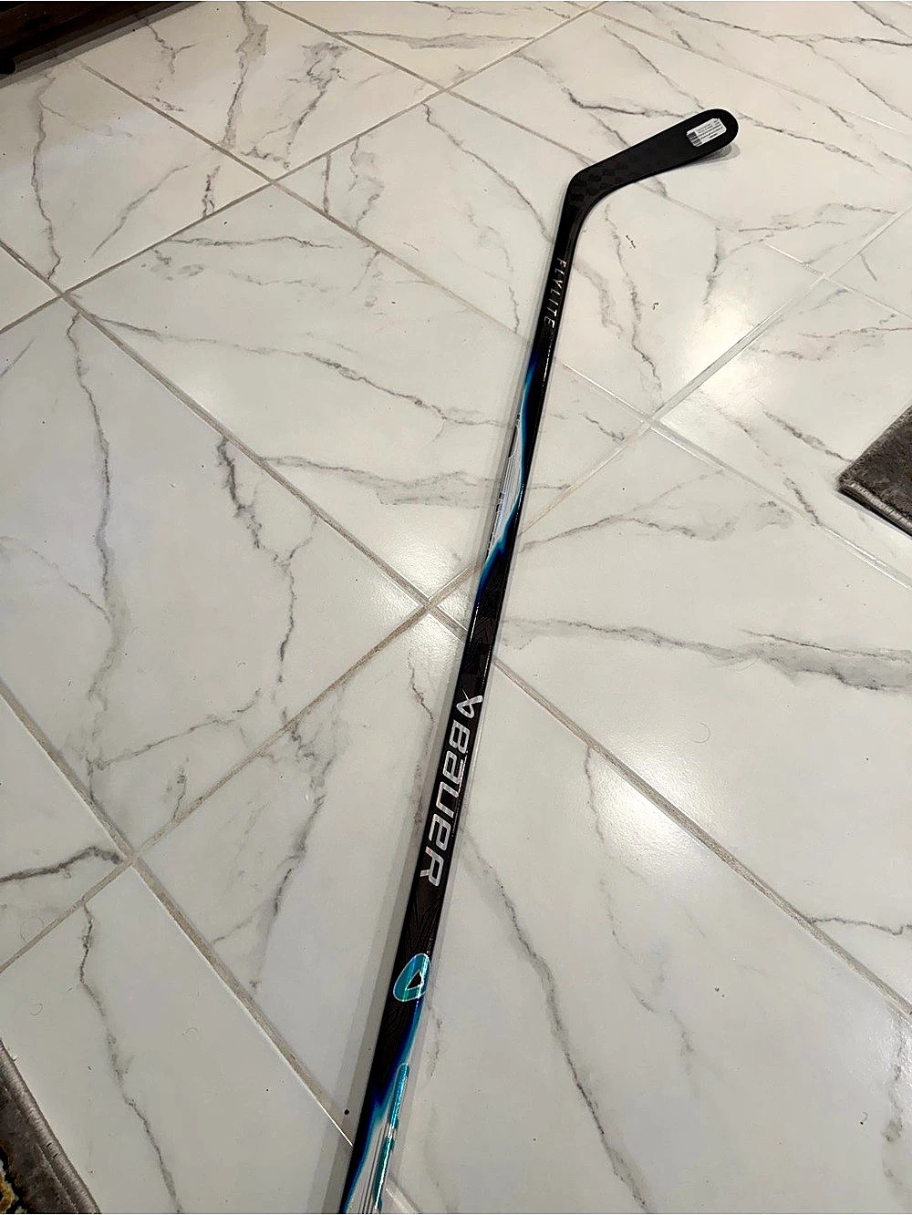 Senior Bauer Vapor Flylite Right Handed Hockey Stick P92 87 Flex Pro Stock (New)